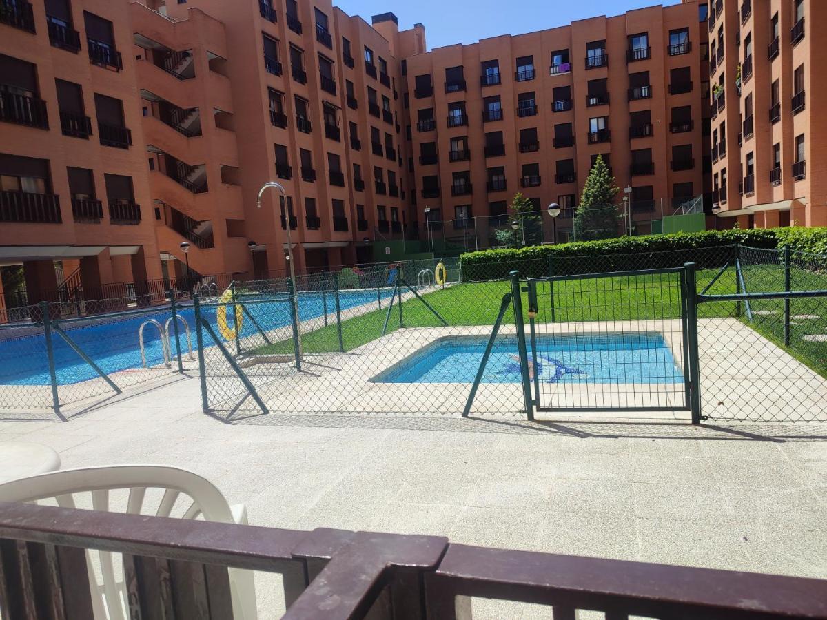 En Madrid, A Unos Minutos Del Aeropuerto Airport Barajas, Plenilunio, Estadio De Futbol Metropolitano, Feria De Madrid, Clinica Navarra Zewnętrze zdjęcie